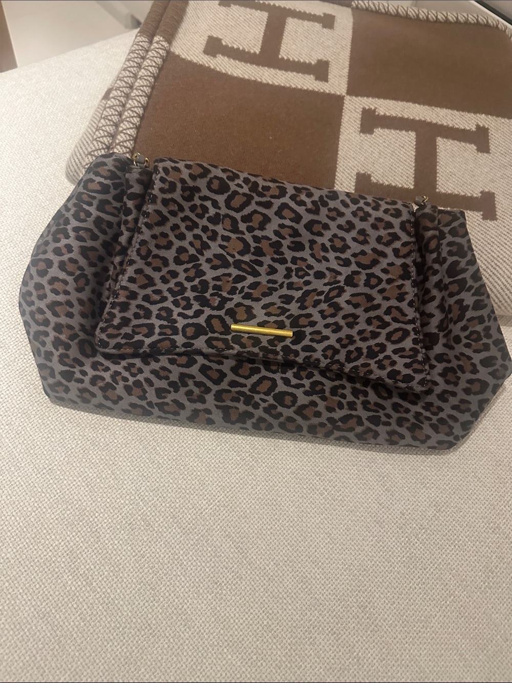 Leopard Print Fold-Over Shoulder Bag - Brown/Black